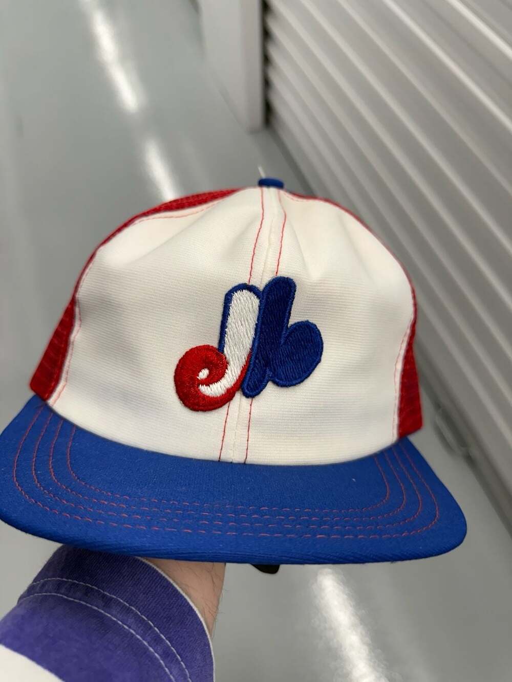 MLB Montreal Expos Trucker Hat Size Large/X-Large White Blue Red